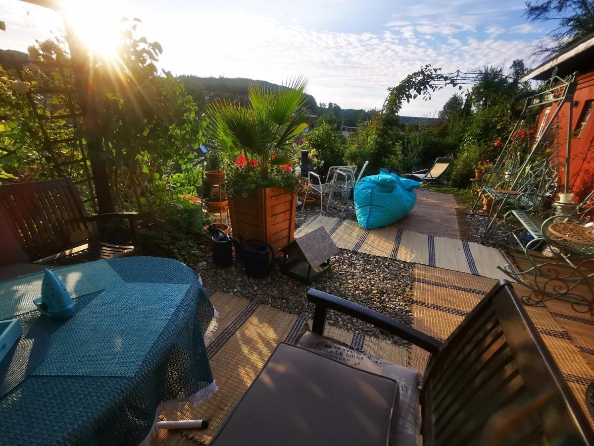 Ferienhaus Mit Riesen Garten, Drei Terrassen, Toller Aussicht Am Waldrand, Auch Als Monteur-Wohnung Hemer Εξωτερικό φωτογραφία